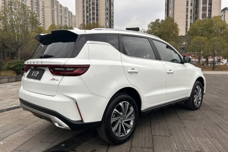 Used Geely Auto Vision X6 2021 PRO 1.4T Automatic Prestige Model Exterior 5