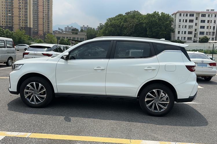 Used Geely Auto Vision X6 2021 PRO 1.4T Automatic Prestige Model Exterior 5