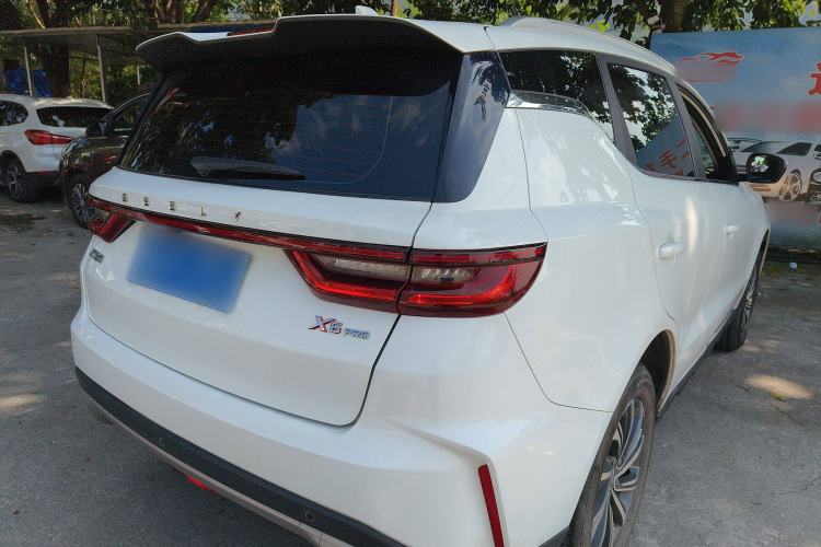 Used Geely Auto Vision X6 2021 PRO 1.4T Automatic Prestige Model Exterior 5