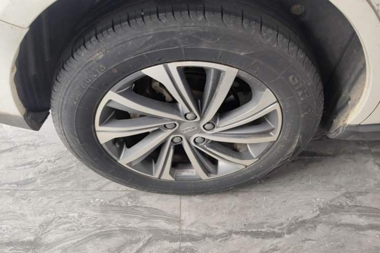 Used Geely Auto Vision X6 2021 PRO 1.4T Automatic Prestige Model Exterior 5