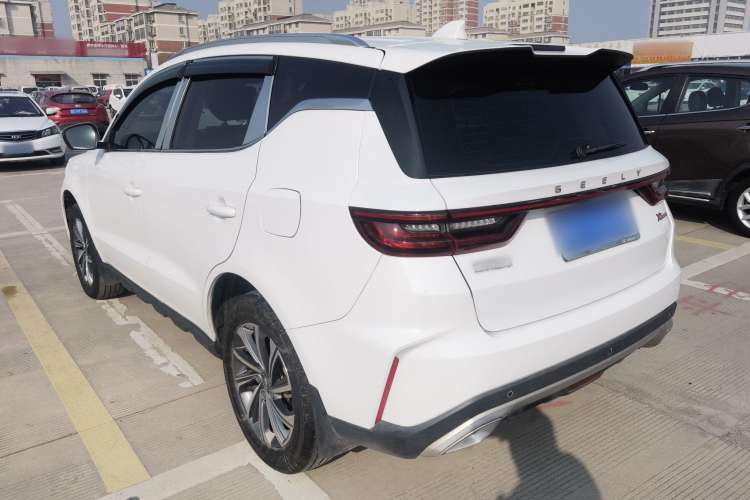 Used Geely Auto Vision X6 2021 PRO 1.4T Automatic Prestige Model Exterior 5