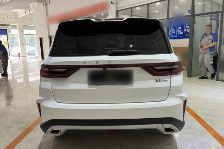 Used Geely Auto Vision X6 2021 PRO 1.4T Automatic Prestige Model Exterior 5