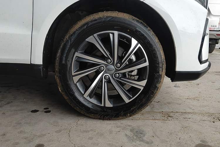 Used Geely Auto Vision X6 2021 PRO 1.4T Automatic Prestige Model Exterior 7