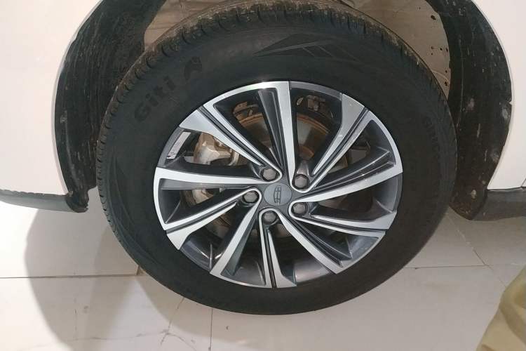 Used Geely Auto Vision X6 2021 PRO 1.4T Automatic Prestige Model Exterior 7