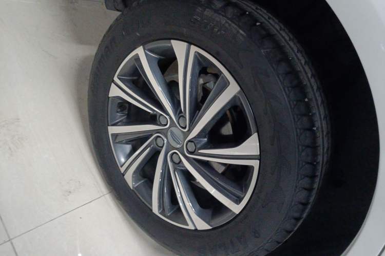 Used Geely Auto Vision X6 2021 PRO 1.4T Automatic Prestige Model Exterior 8