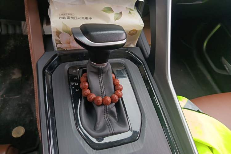 Used Geely Auto Vision X6 2021 PRO 1.4T Automatic Prestige Model Gear Lever