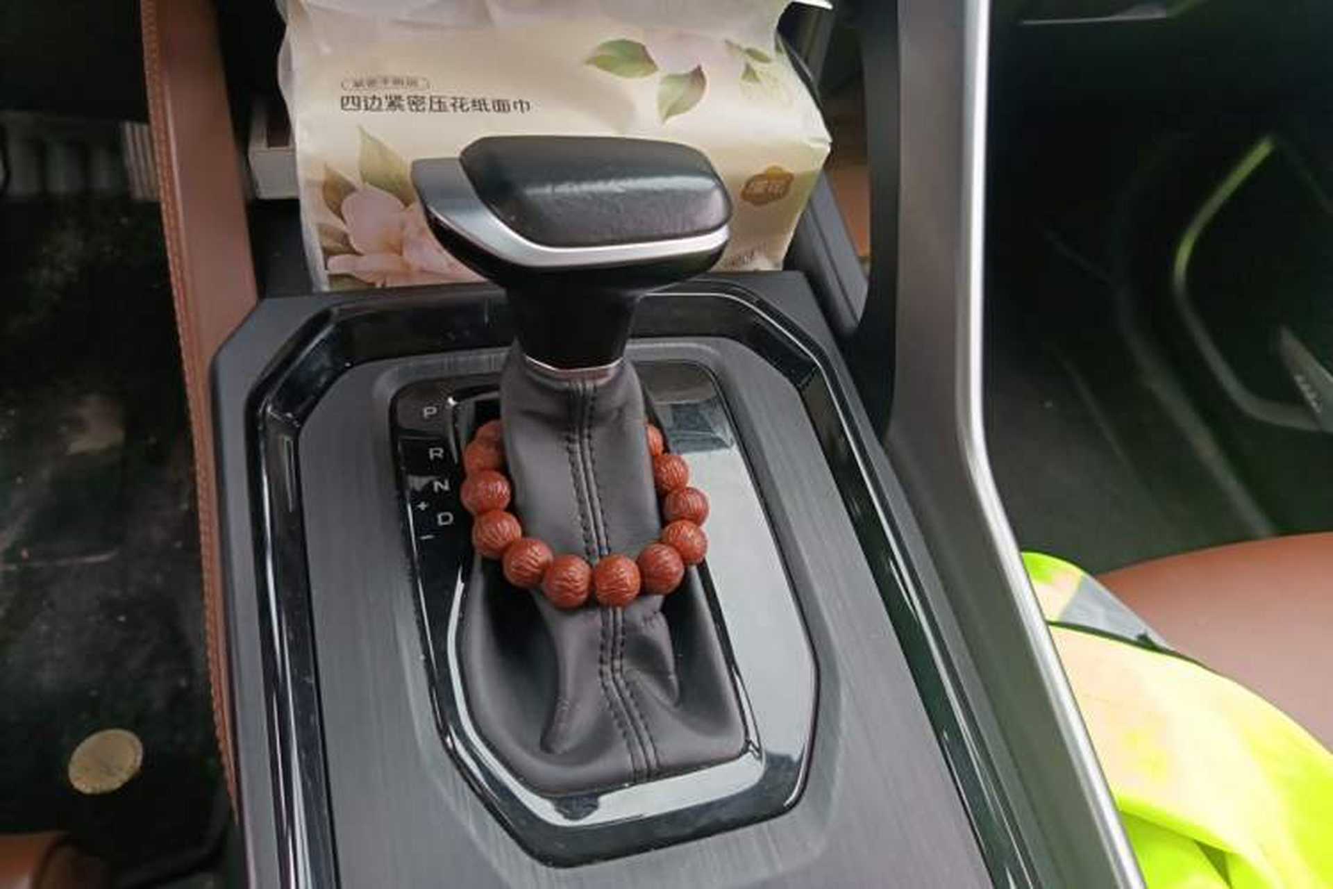 Used Geely Auto Vision X6 2021 PRO 1.4T Automatic Prestige Model Gear Lever