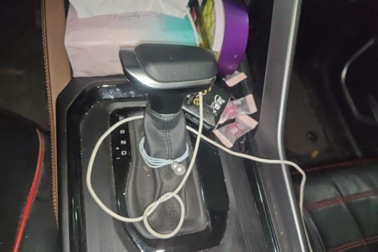Used Geely Auto Vision X6 2021 PRO 1.4T Automatic Prestige Model Gear Lever