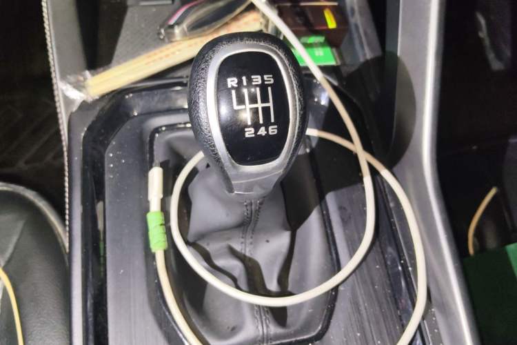 Used Geely Auto Vision X6 2021 PRO 1.4T Manual Luxury Model Gear Lever
