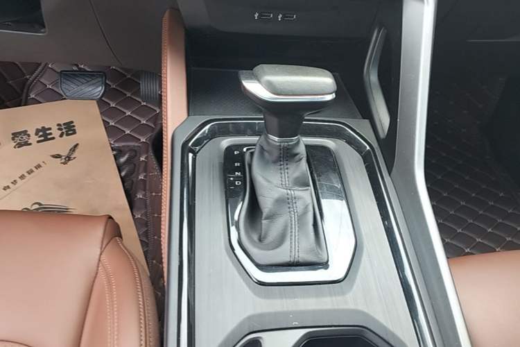 Used Geely Auto Vision X6 2021 PRO 1.4T Automatic Prestige Model Gear Lever