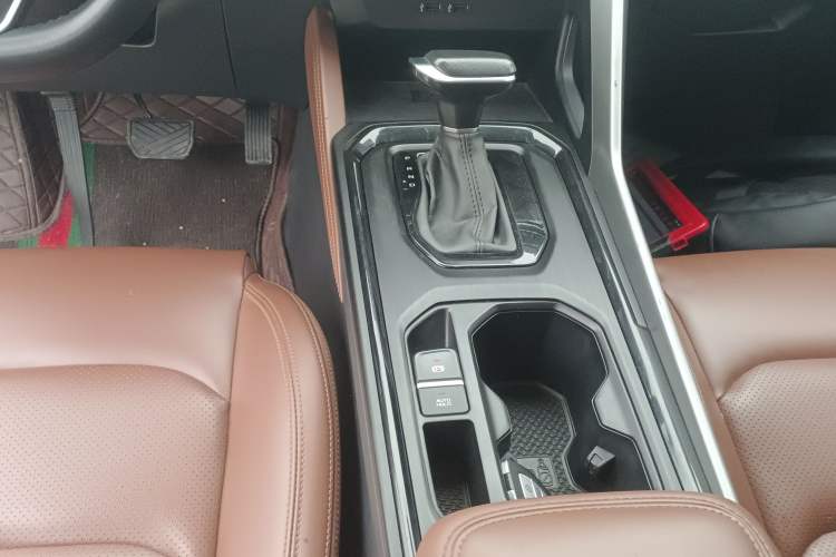 Used Geely Auto Vision X6 2021 PRO 1.4T Automatic Prestige Model Gear Lever