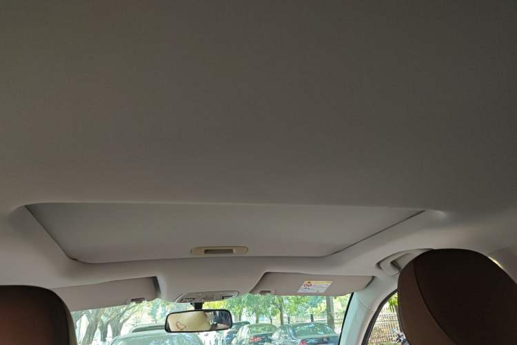 Used Geely Auto Vision X6 2021 PRO 1.4T Automatic Prestige Model Headliner