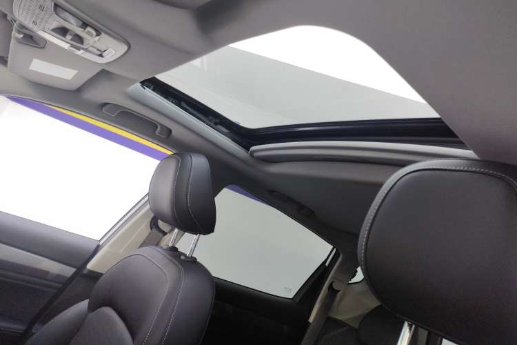 Used Geely Auto Vision X6 2021 PRO 1.4T Manual Luxury Model Headliner