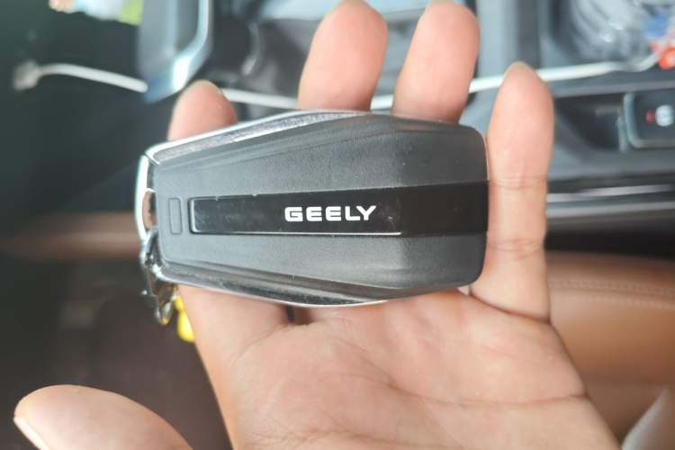 Used Geely Auto Vision X6 2021 PRO 1.4T Automatic Prestige Model Interior 1