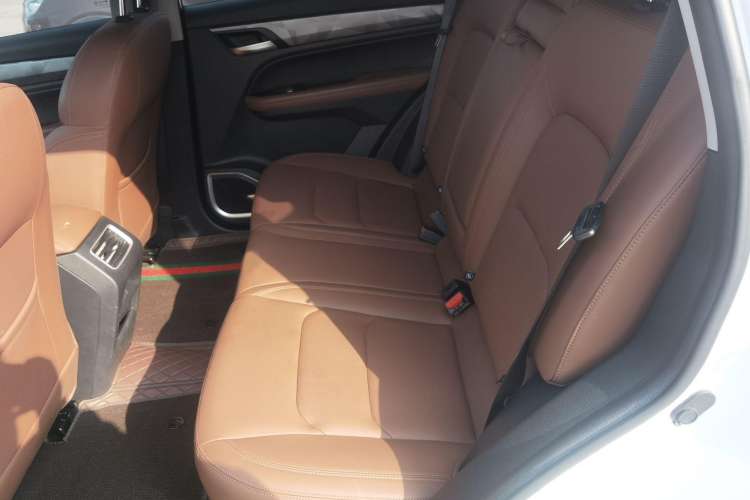 Used Geely Auto Vision X6 2021 PRO 1.4T Automatic Prestige Model Interior 1