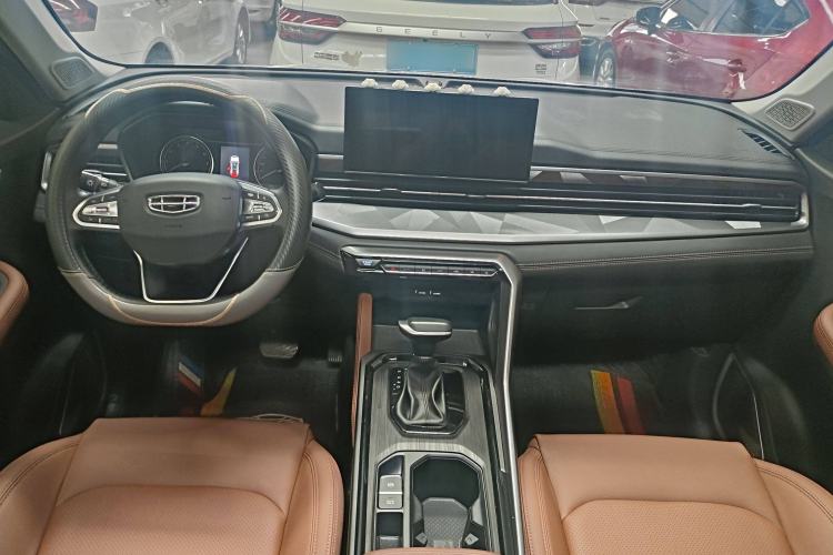 Used Geely Auto Vision X6 2021 PRO 1.4T Automatic Prestige Model Interior 1