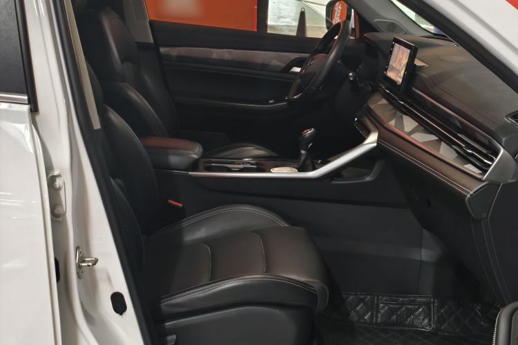 Used Geely Auto Vision X6 2021 PRO 1.4T Manual Luxury Model Interior 10