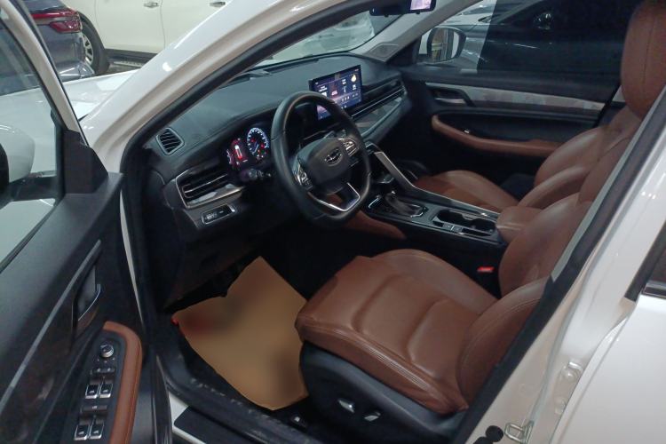 Used Geely Auto Vision X6 2021 PRO 1.4T Automatic Prestige Model Interior 3
