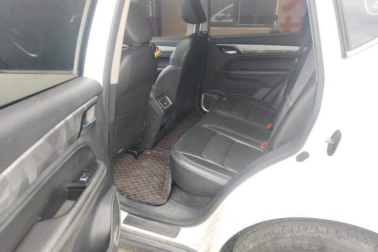 Used Geely Auto Vision X6 2021 PRO 1.4T Manual Luxury Model Interior 4
