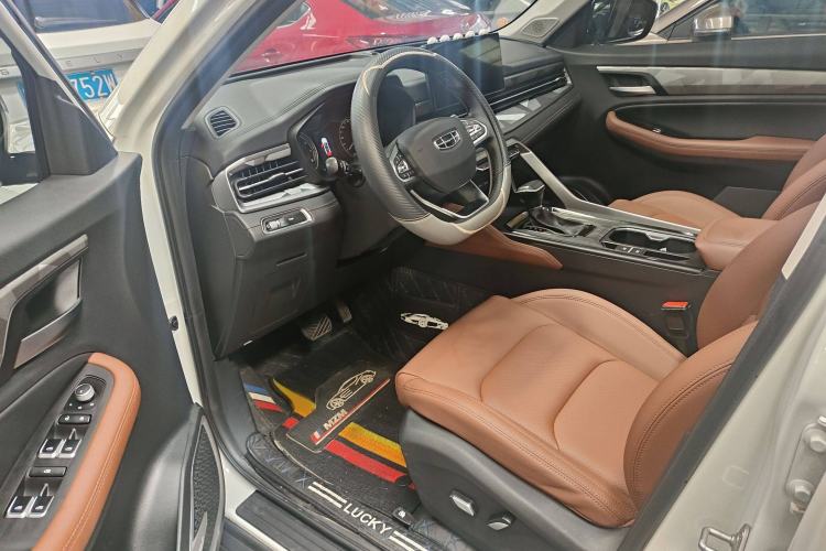 Used Geely Auto Vision X6 2021 PRO 1.4T Automatic Prestige Model Interior 6