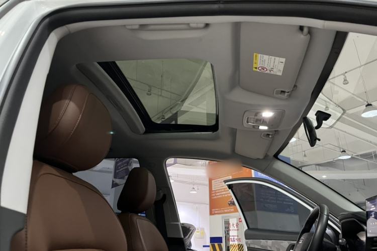 Used Geely Auto Vision X6 2021 PRO 1.4T Automatic Prestige Model Interior 7
