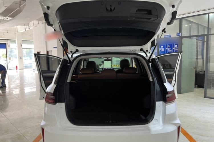 Used Geely Auto Vision X6 2021 PRO 1.4T Automatic Prestige Model Interior 9