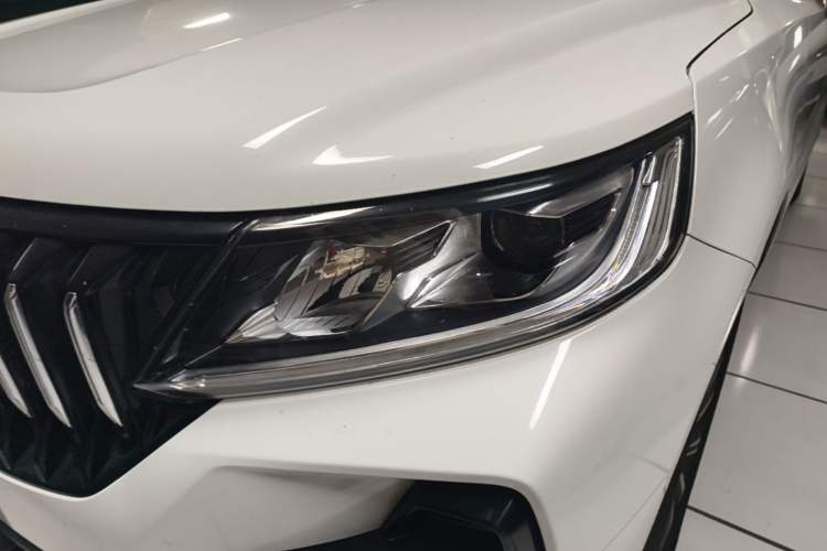 Used Geely Auto Vision X6 2021 PRO 1.4T Manual Luxury Model Left Front Headlight