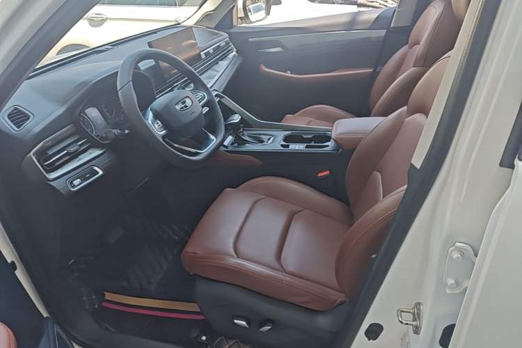 Used Geely Auto Vision X6 2021 PRO 1.4T Automatic Prestige Model Left Front Seat