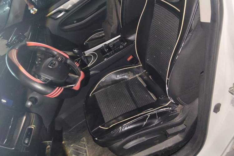Used Geely Auto Vision X6 2021 PRO 1.4T Manual Luxury Model Left Front Seat