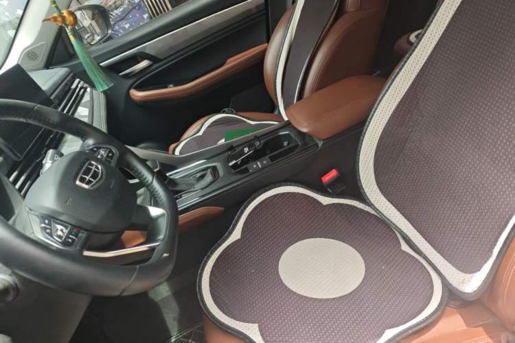 Used Geely Auto Vision X6 2021 PRO 1.4T Automatic Prestige Model Left Front Seat