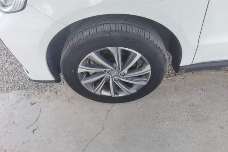 Used Geely Auto Vision X6 2021 PRO 1.4T Automatic Prestige Model Left Front Wheel Hub