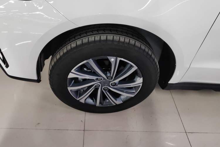 Used Geely Auto Vision X6 2021 PRO 1.4T Automatic Prestige Model Left Front Wheel Hub