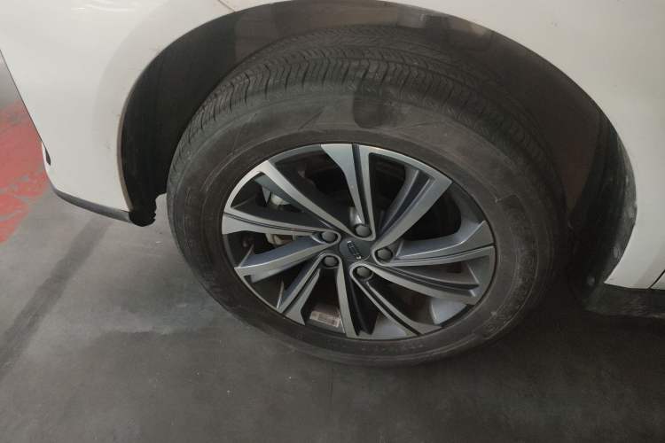 Used Geely Auto Vision X6 2021 PRO 1.4T Manual Luxury Model Left Front Wheel Hub