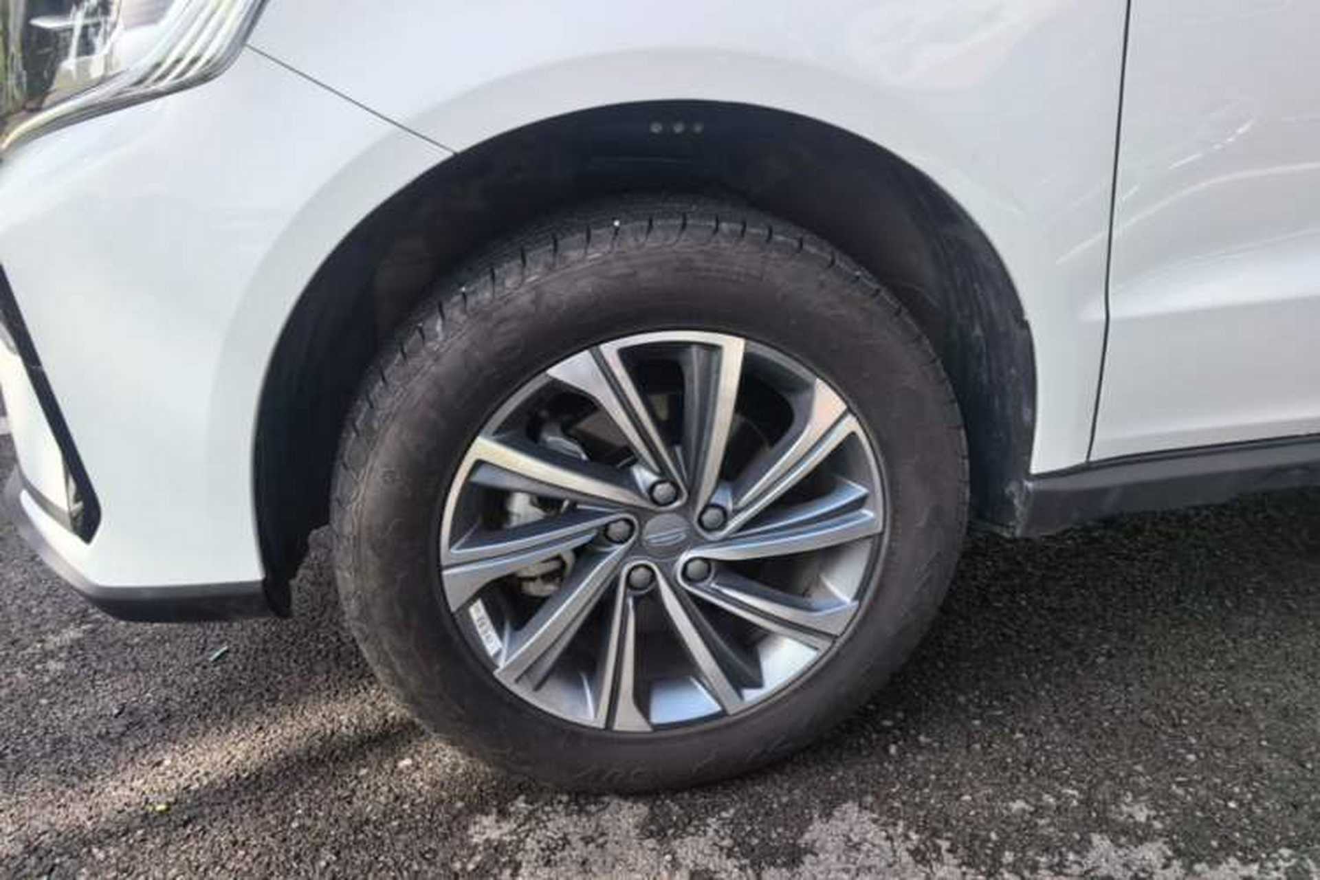 Used Geely Auto Vision X6 2021 PRO 1.4T Automatic Prestige Model Left Front Wheel Hub