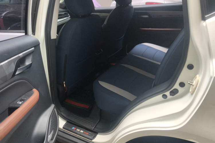 Used Geely Auto Vision X6 2021 PRO 1.4T Automatic Prestige Model Left Rear Seat