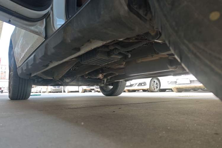 Used Geely Auto Vision X6 2021 PRO 1.4T Automatic Prestige Model Left Side Sill