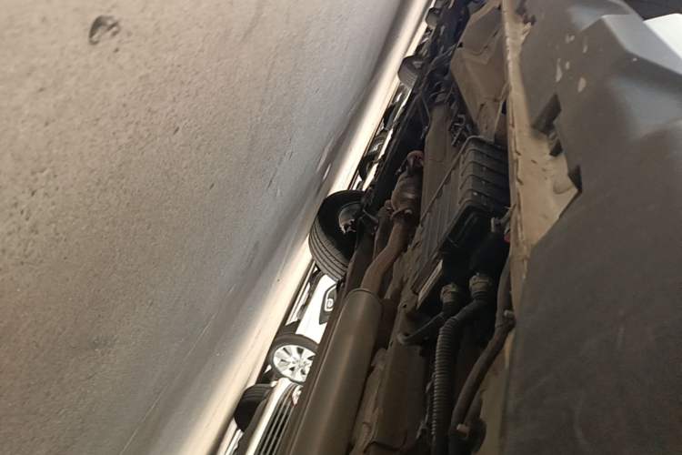 Used Geely Auto Vision X6 2021 PRO 1.4T Automatic Prestige Model Left Side Sill