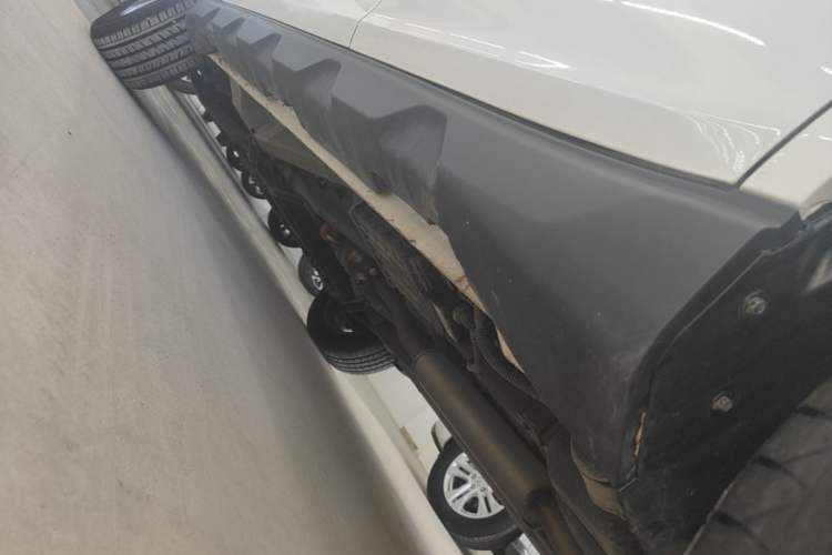 Used Geely Auto Vision X6 2021 PRO 1.4T Automatic Prestige Model Left Side Sill