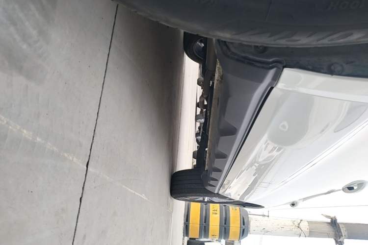 Used Geely Auto Vision X6 2021 PRO 1.4T Automatic Prestige Model Left Side Sill