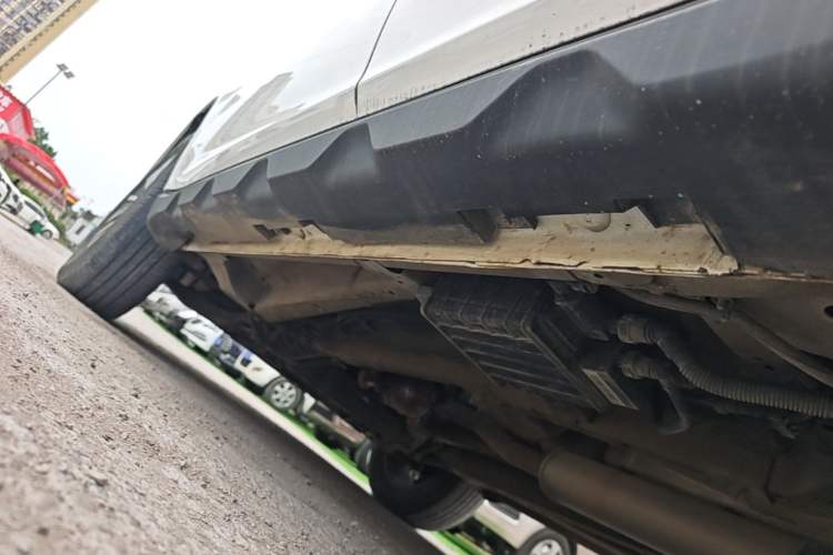 Used Geely Auto Vision X6 2021 PRO 1.4T Automatic Prestige Model Left Side Sill