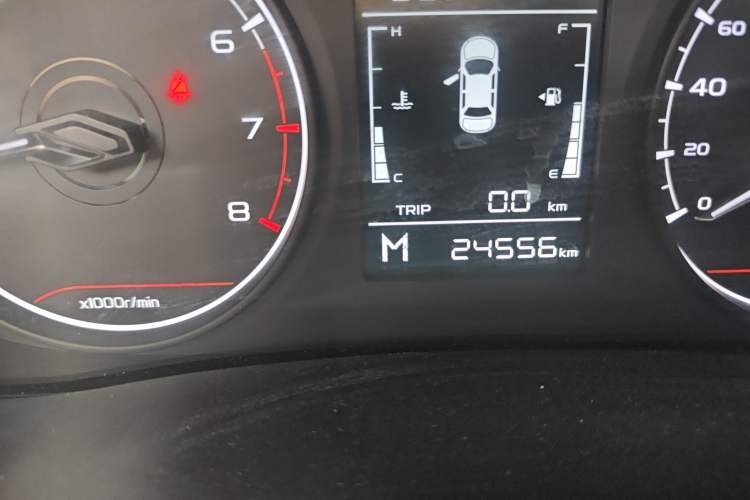 Used Geely Auto Vision X6 2021 PRO 1.4T Manual Luxury Model Odometer Close Up