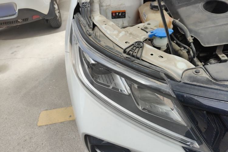 Used Geely Auto Vision X6 2021 PRO 1.4T Automatic Prestige Model Right Front Headlight