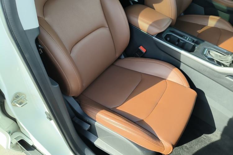 Used Geely Auto Vision X6 2021 PRO 1.4T Automatic Prestige Model Right Front Seat