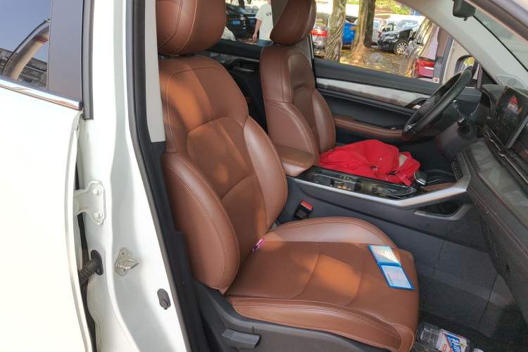 Used Geely Auto Vision X6 2021 PRO 1.4T Automatic Prestige Model Right Front Seat