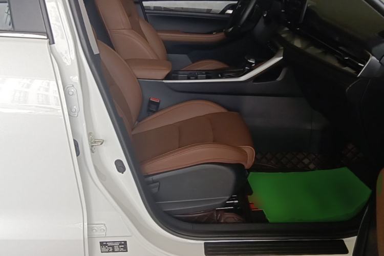 Used Geely Auto Vision X6 2021 PRO 1.4T Automatic Prestige Model Right Front Seat