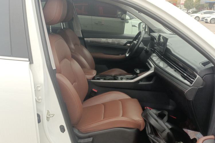 Used Geely Auto Vision X6 2021 PRO 1.4T Automatic Prestige Model Right Front Seat