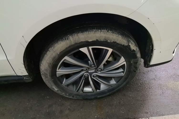 Used Geely Auto Vision X6 2021 PRO 1.4T Manual Luxury Model Right Front Wheel Hub