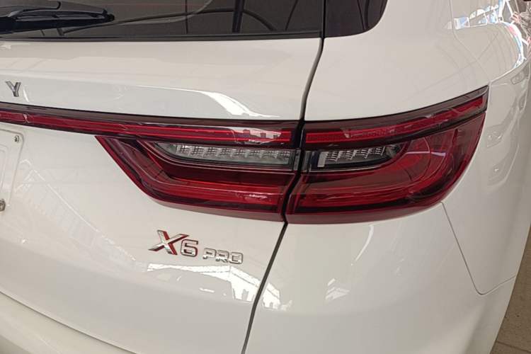 Used Geely Auto Vision X6 2021 PRO 1.4T Automatic Prestige Model Right Rear Taillight