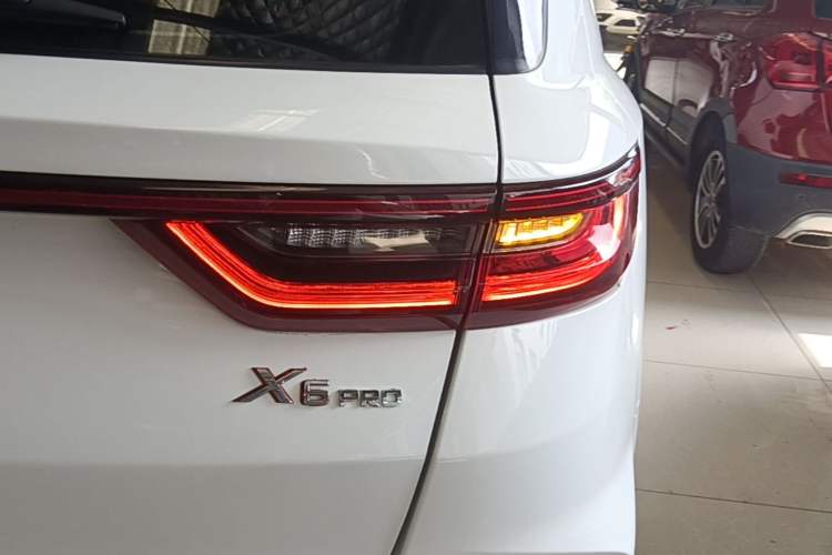 Used Geely Auto Vision X6 2021 PRO 1.4T Automatic Prestige Model Right Rear Taillight