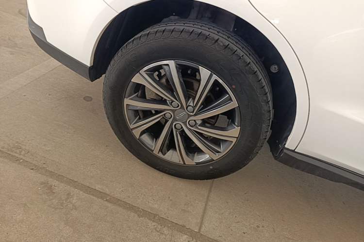 Used Geely Auto Vision X6 2021 PRO 1.4T Automatic Prestige Model Right Rear Wheel Hub